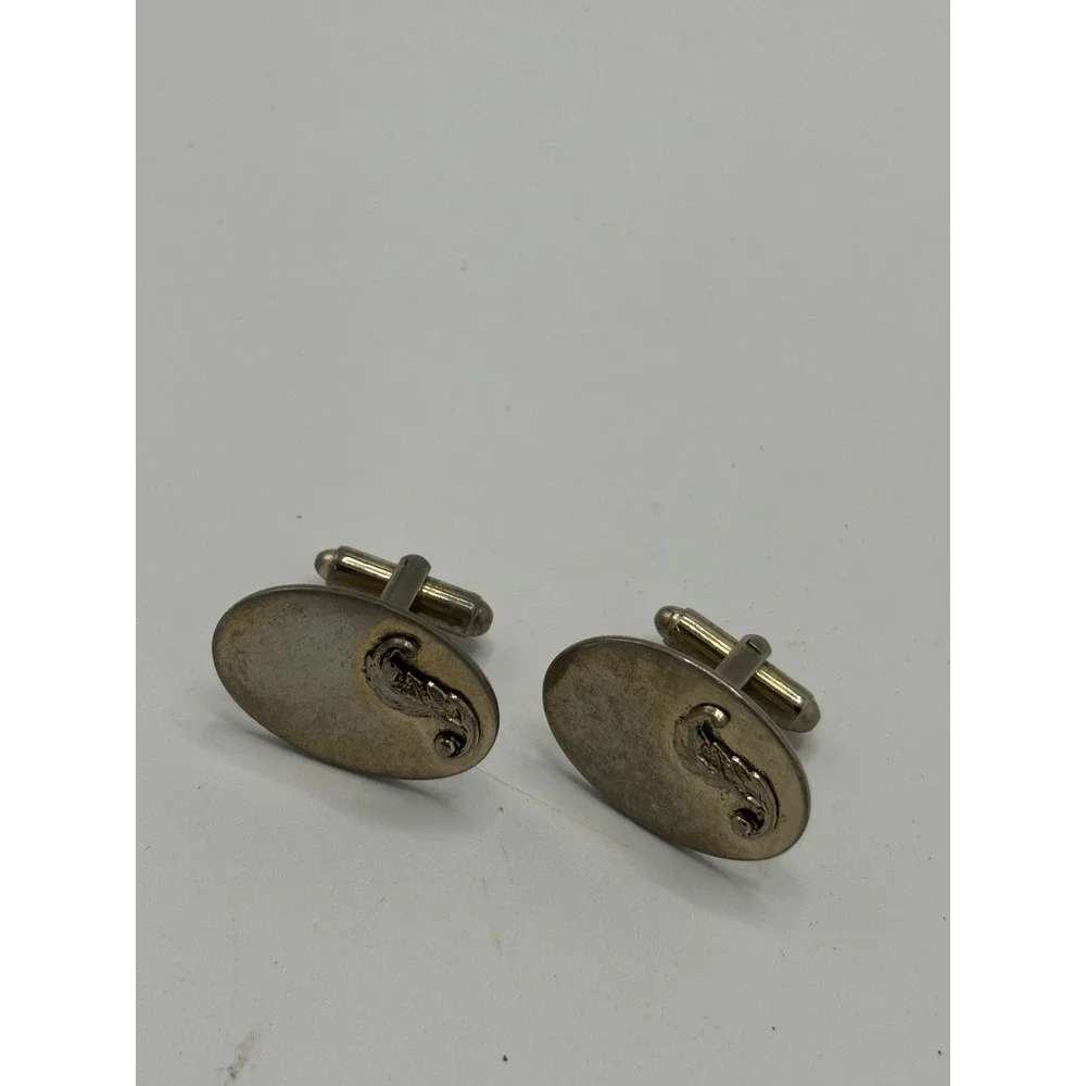 Vintage Leaf‎ Design Oval Shaped Gold Tone Cufflinks